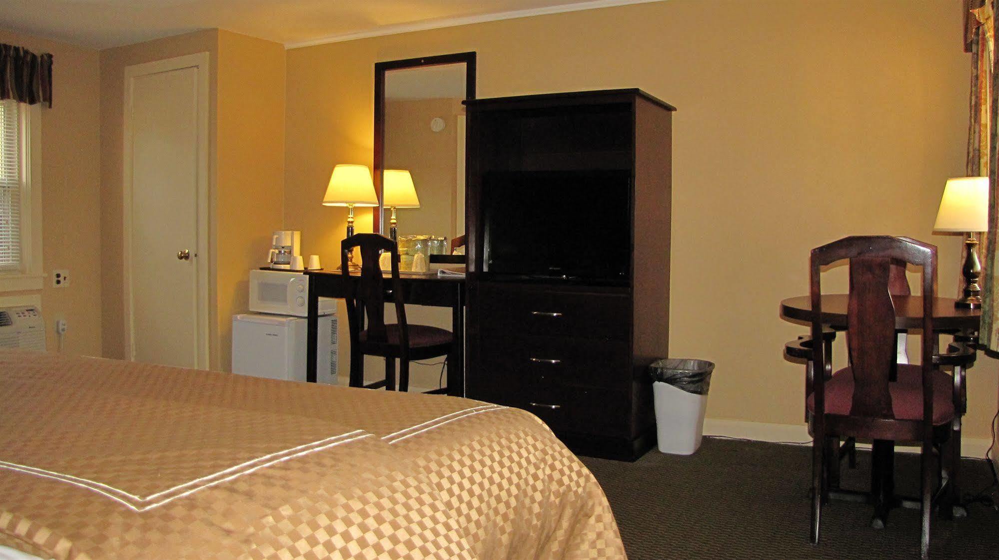 Mt. Madison Inn & Suites Gorham Exterior foto