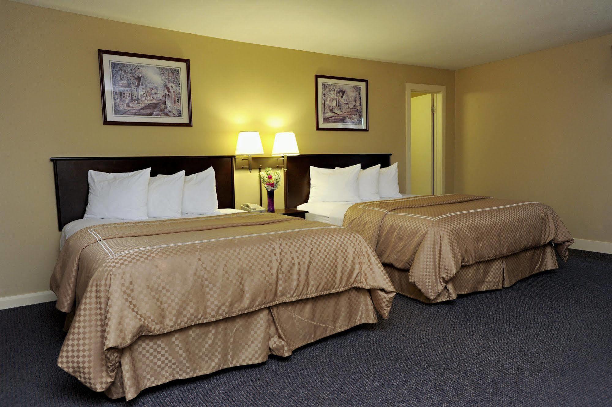 Mt. Madison Inn & Suites Gorham Exterior foto
