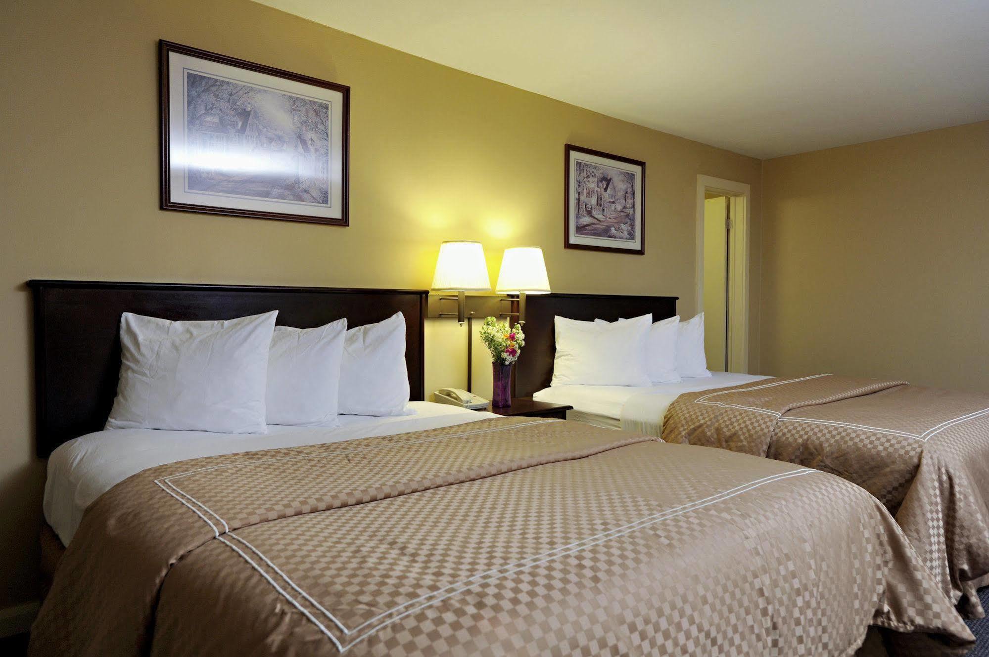Mt. Madison Inn & Suites Gorham Exterior foto